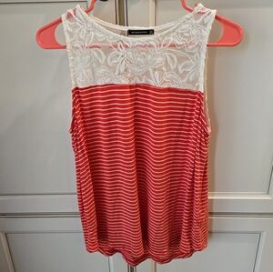 NWOT Staccato Tank Size M Red And White